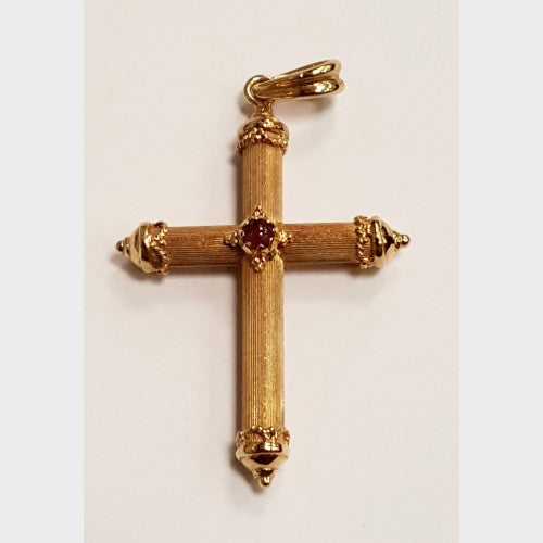 14K Yellow Gold Cross Pendant w/Garnet